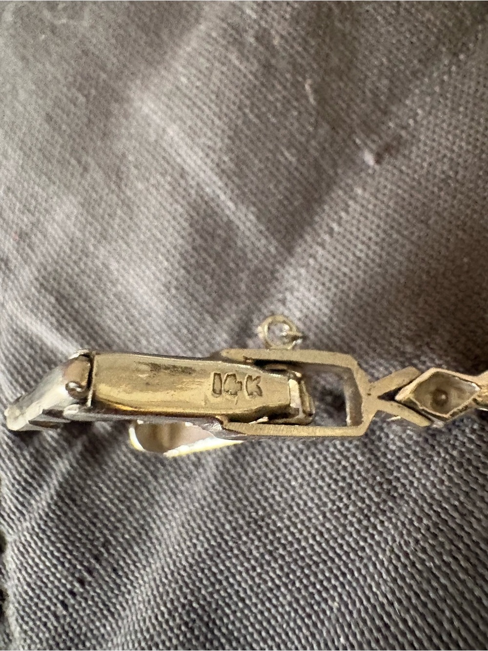 Girard-Perregaux Vintage Swiss Ladies Watch — Silver & Cream - Picture 10 of 11